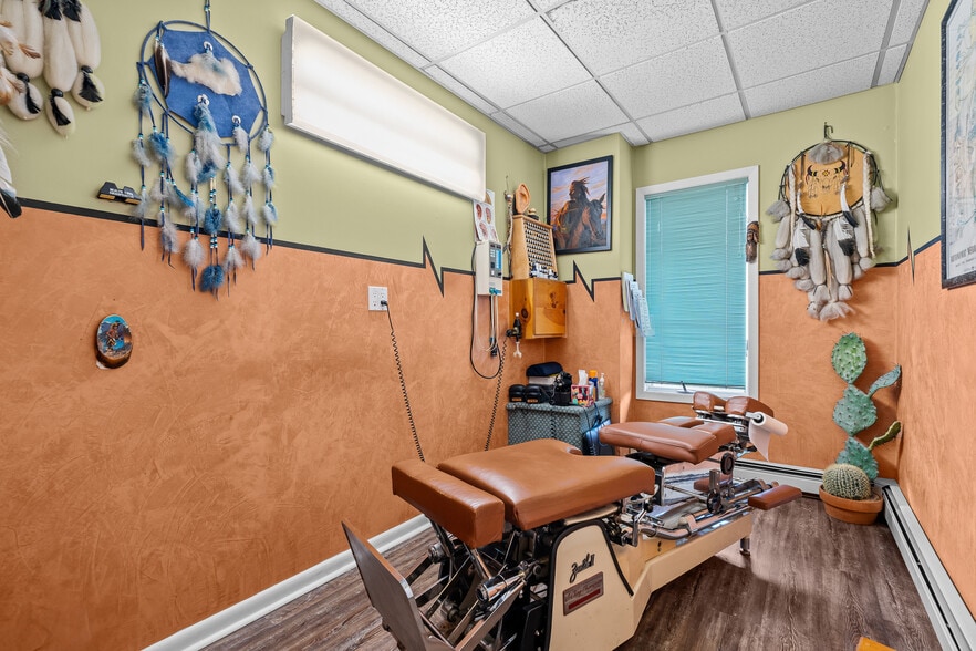 More Photos Of 4546 Hylan Blvd, Staten Island Medical For Sale