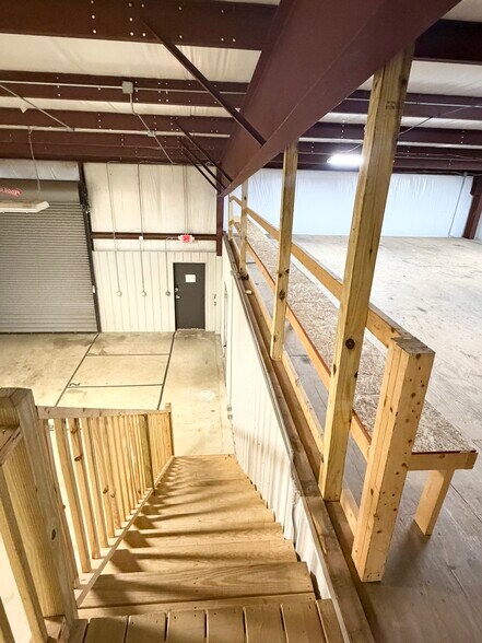 More Photos Of 321 Marble Mill Rd NW, Marietta Coworking Space