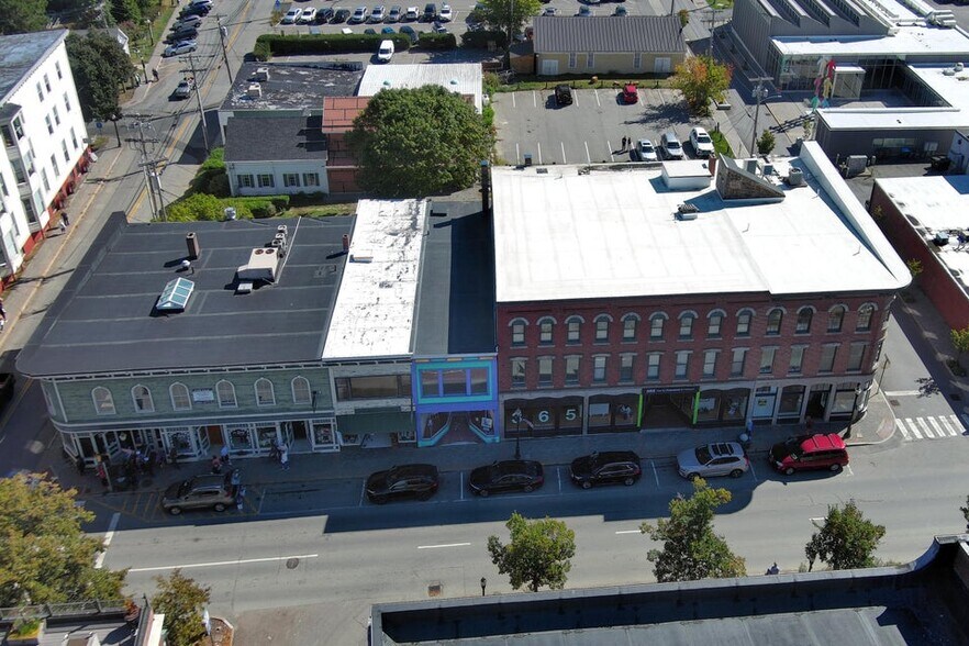 More Photos Of 367 Main St, Rockland Storefront For Sale