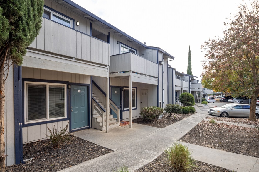 More Photos Of 2228 Edison Ave, Sacramento Apartments For Sale