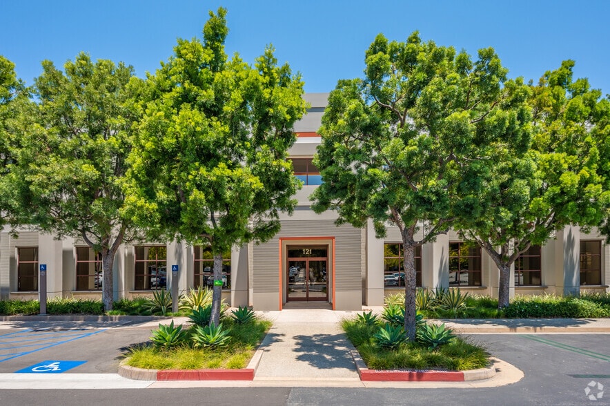 More Photos Of 121 Innovation Dr, Irvine Office For Lease