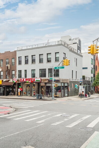 More Photos Of 32-34 5th Ave, Brooklyn Apartments For Lease