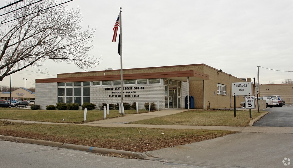 More Photos Of 6300-7106 Biddulph Rd, Brooklyn Unknown For Lease