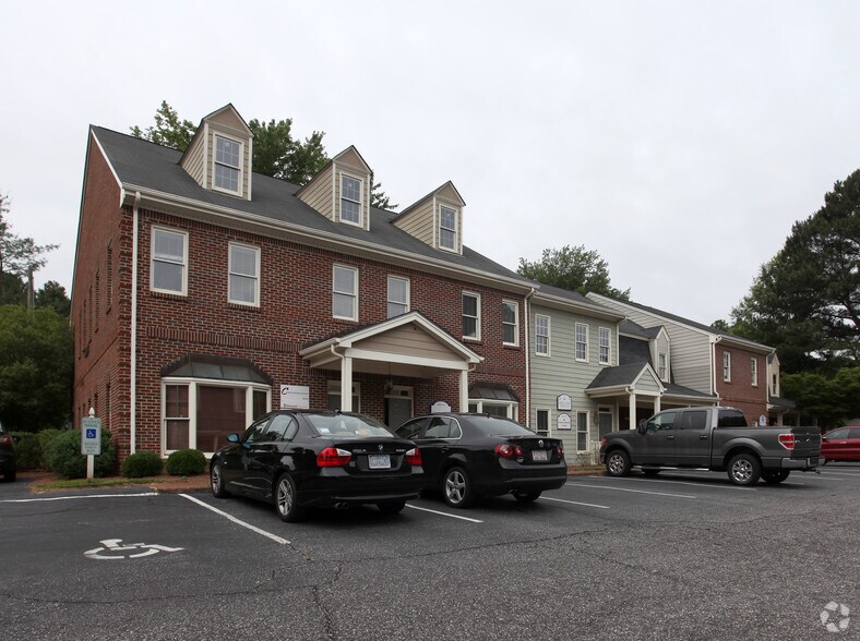 More Photos Of 4004 Barrett Dr, Raleigh Office For Lease