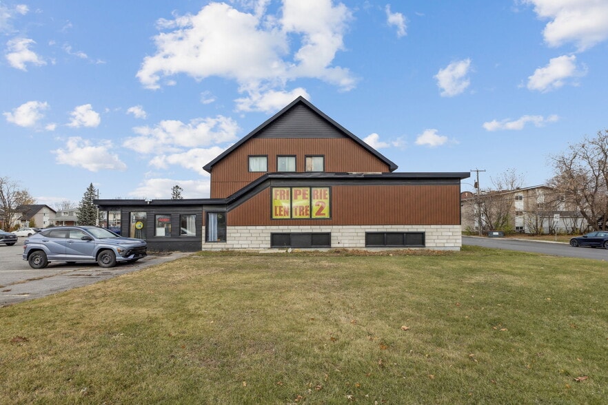 More Photos Of 195 Boul Maloney O, Gatineau Lodge Meeting Hall For Sale