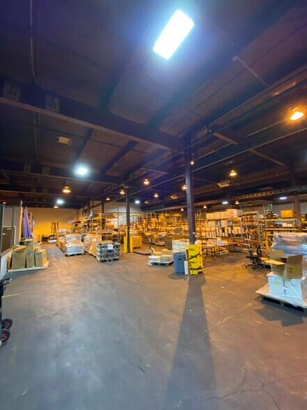 More Photos Of 29315 Clayton Ave, Wickliffe Warehouse For Lease