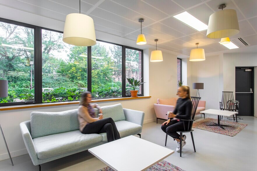 More Photos Of Third Ave, Marlow Coworking Space