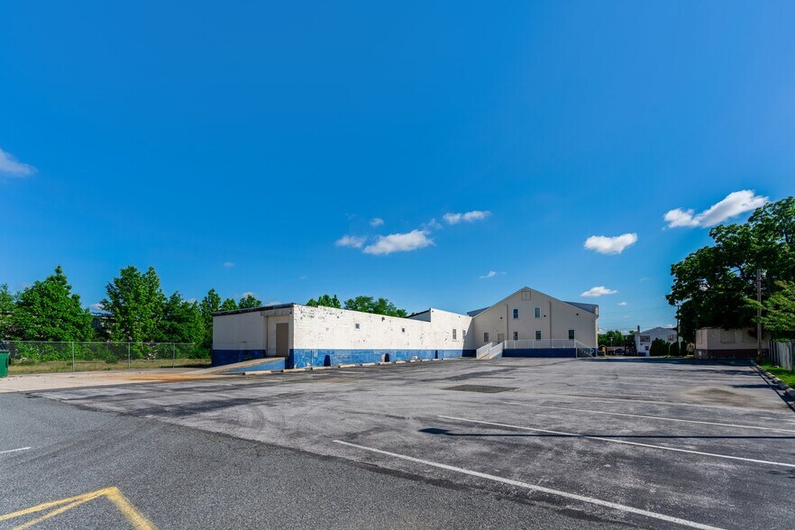 More Photos Of 110 Richardson Ave, Swedesboro Warehouse For Lease