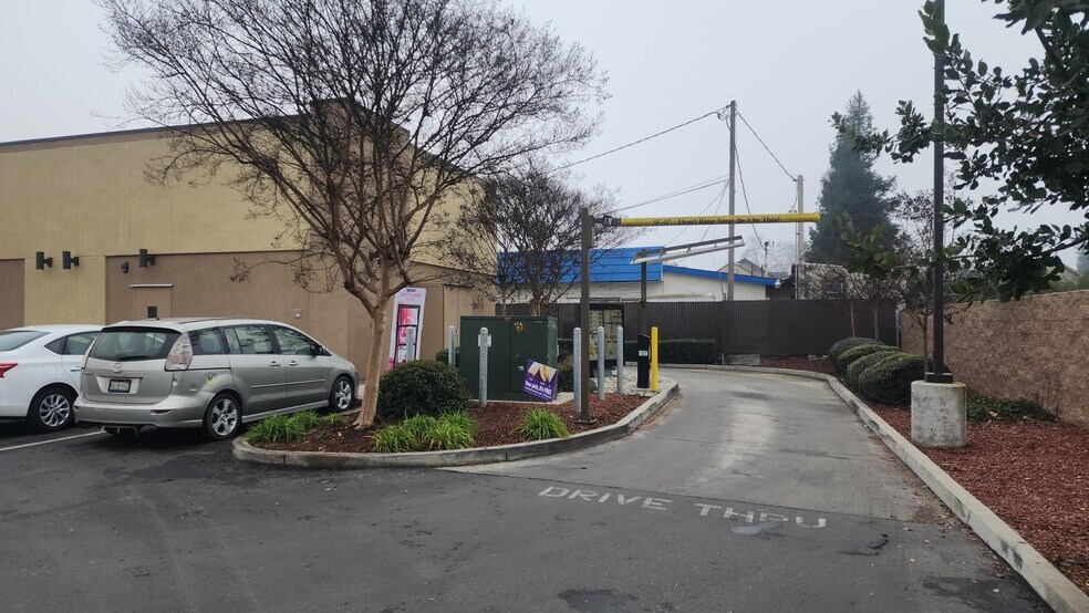 More Photos Of 8119 Lander Ave, Hilmar Fast Food For Sale