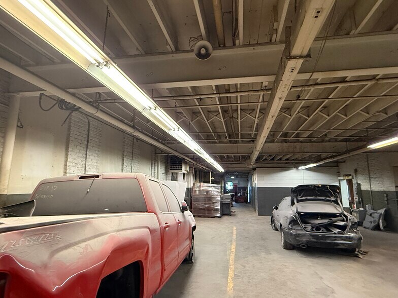 More Photos Of 1827 Broadway, Rockford Food Processing For Sale