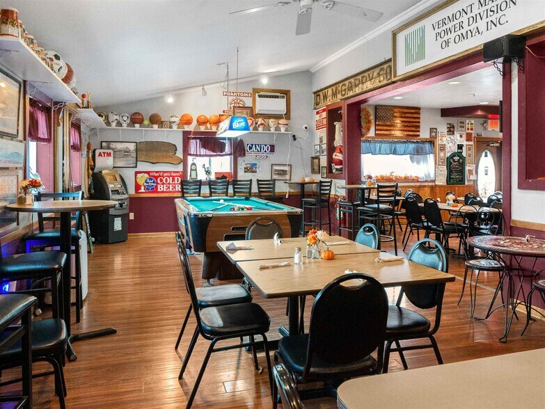 More Photos Of 25 North St, Proctor Restaurant For Sale