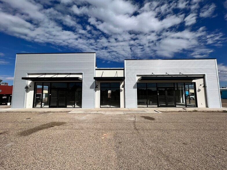 More Photos Of 3420 82nd St, Lubbock Freestanding For Lease