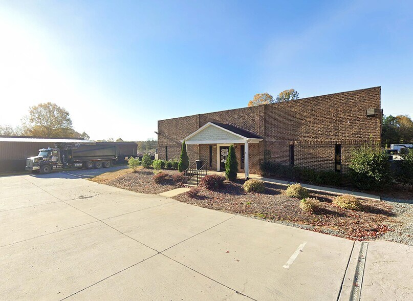 Primary Photo Of 200 Unionville Indian Trail Rd, Indian Trail Flex For Sale