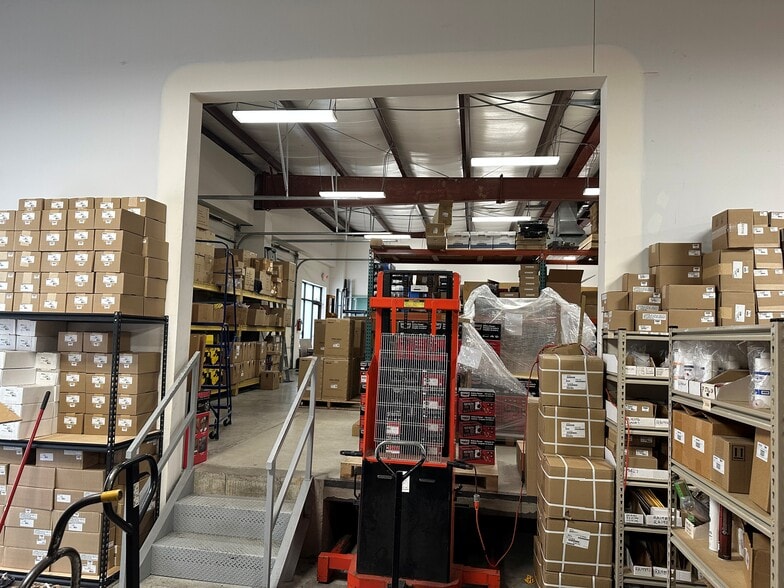 More Photos Of 4013 Old Highway 94 South, Saint Peters Industrial For Lease