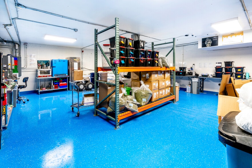 More Photos Of 711 W 8th St, Pueblo Manufacturing For Sale