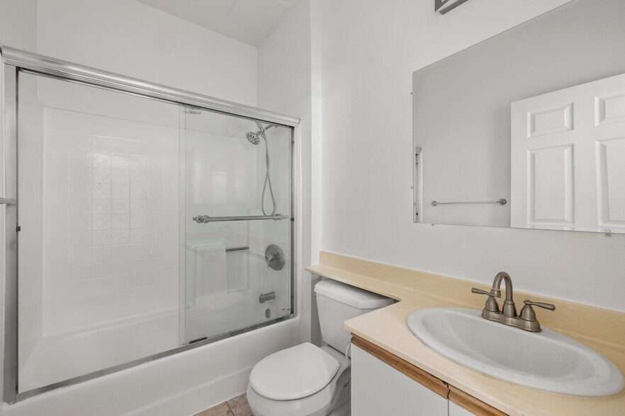 More Photos Of 4741 Radford Ave, Valley Village Apartments For Sale