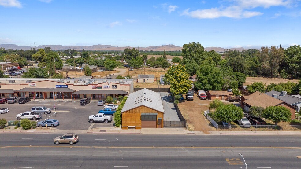 More Photos Of 210 S Farmersville Blvd, Farmersville Service For Sale