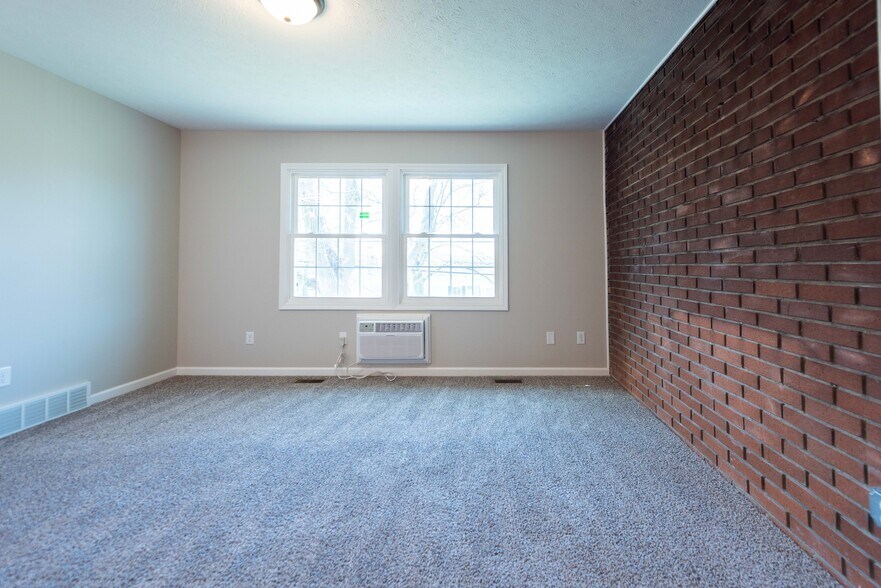 More Photos Of 839 34th St NW, Canton Apartments For Sale