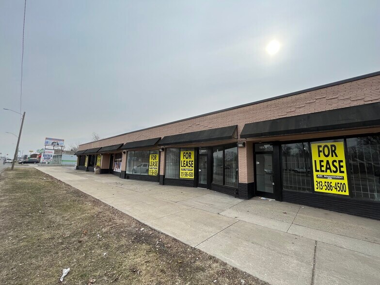 More Photos Of 18911-18931 W 7 Mile Rd, Detroit Storefront For Lease