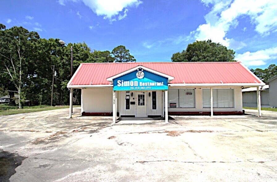 Primary Photo Of 10155 Main St N, Nahunta General Retail For Sale