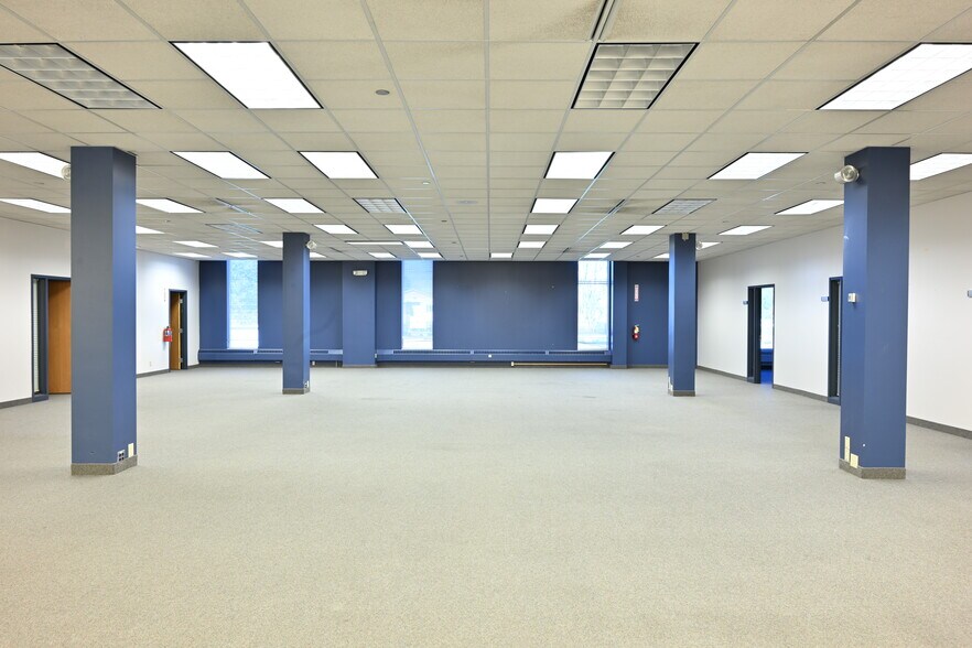 More Photos Of 299 Johnson Ave, Waseca Industrial For Lease
