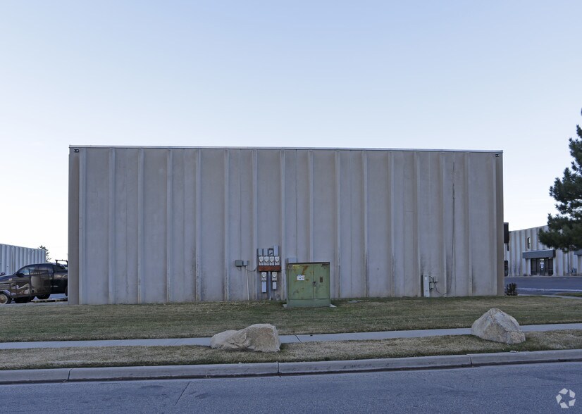 More Photos Of 262-272 Cottage Ave, Sandy Light Manufacturing For Lease