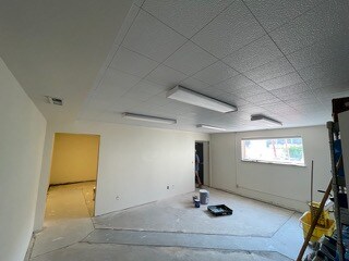 More Photos Of 4695 S Windermere St, Englewood Warehouse For Lease