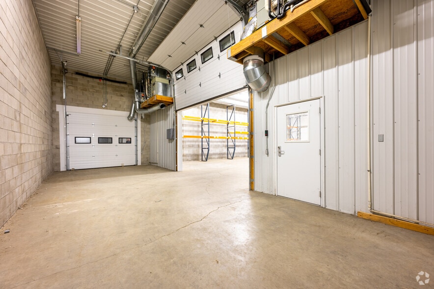 More Photos Of 310 Union St, Russiaville Warehouse For Sale