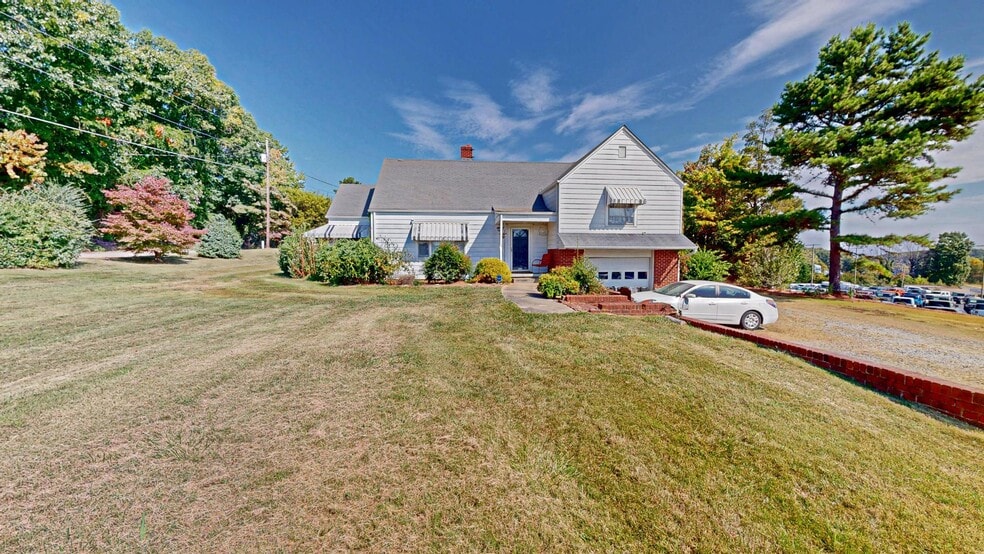 More Photos Of 1823 E Salisbury St, Asheboro Land For Sale