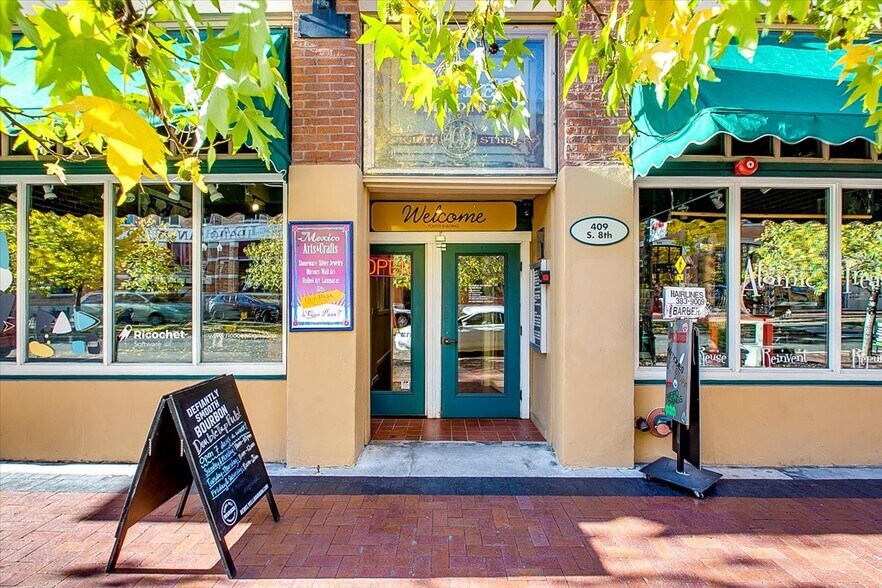 More Photos Of 409 S 8th St, Boise Restaurant For Lease