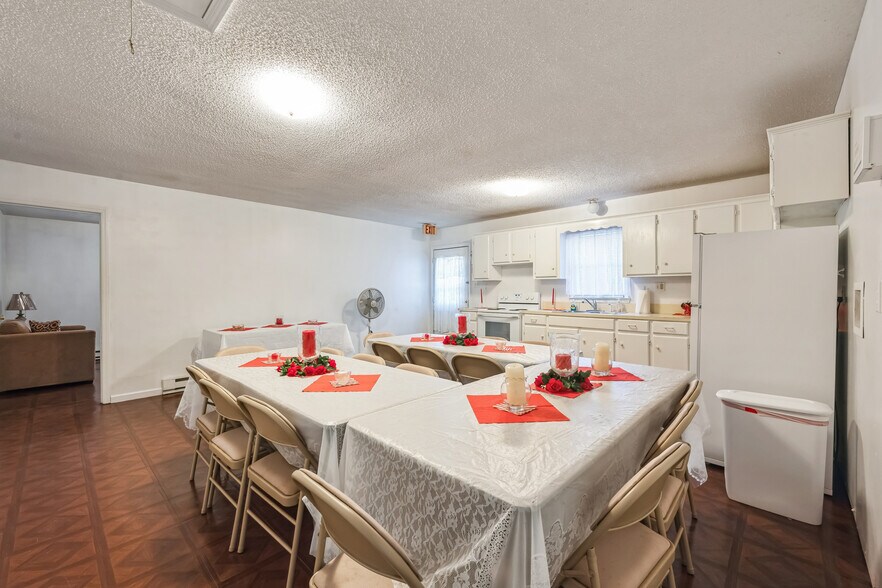 More Photos Of 1040 US-13, Windsor Religious Facility For Sale