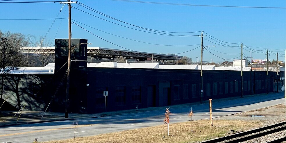 More Photos Of 715 W Whitehall St SW, Atlanta Warehouse For Lease