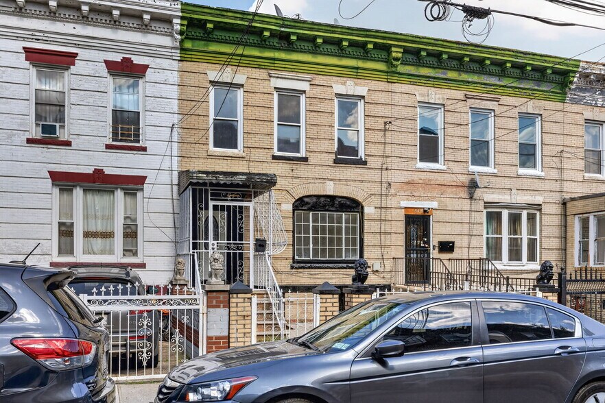 More Photos Of 341 E 51st St, Brooklyn Apartments For Sale