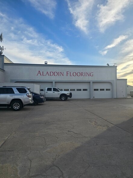More Photos Of 805 W Main St, Sterling Auto Repair For Sale