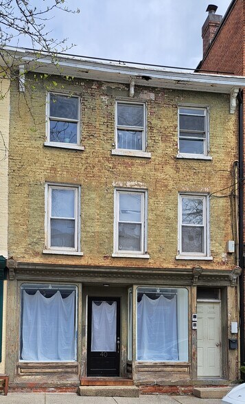 More Photos Of 40 2nd St, Athens Storefront Retail Residential For Lease