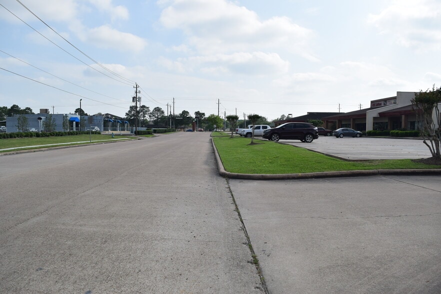 More Photos Of 2503-2510 Westminister St, Pearland Medical For Sale