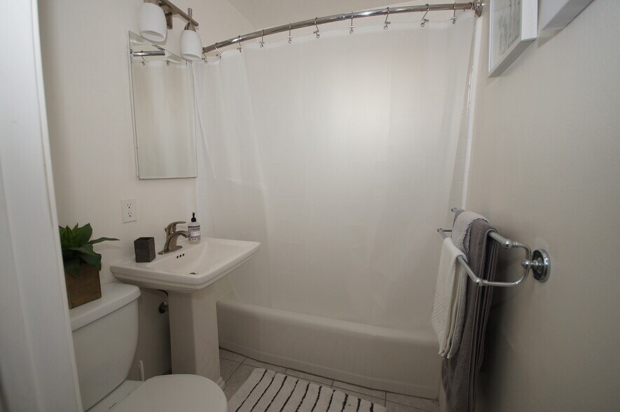 More Photos Of 1263 Park Ave, San Jose Apartments For Sale