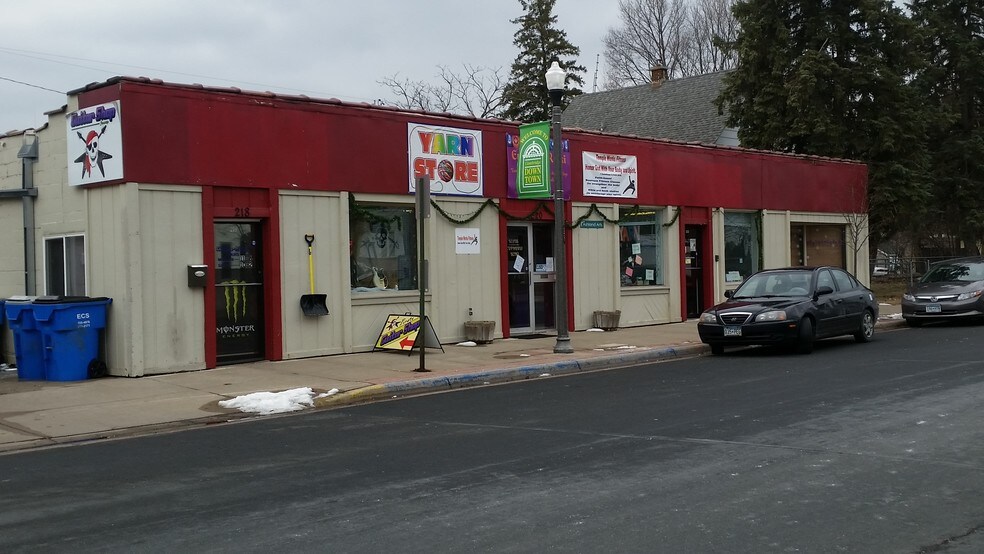 More Photos Of 220 S Ashland St, Cambridge Storefront Retail Office For Sale