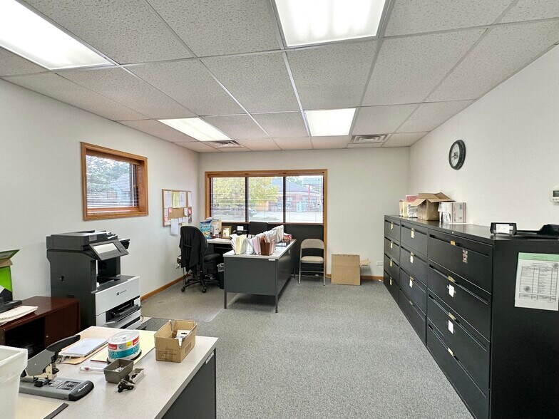 More Photos Of 510 Ridge Rd, Munster Office For Lease