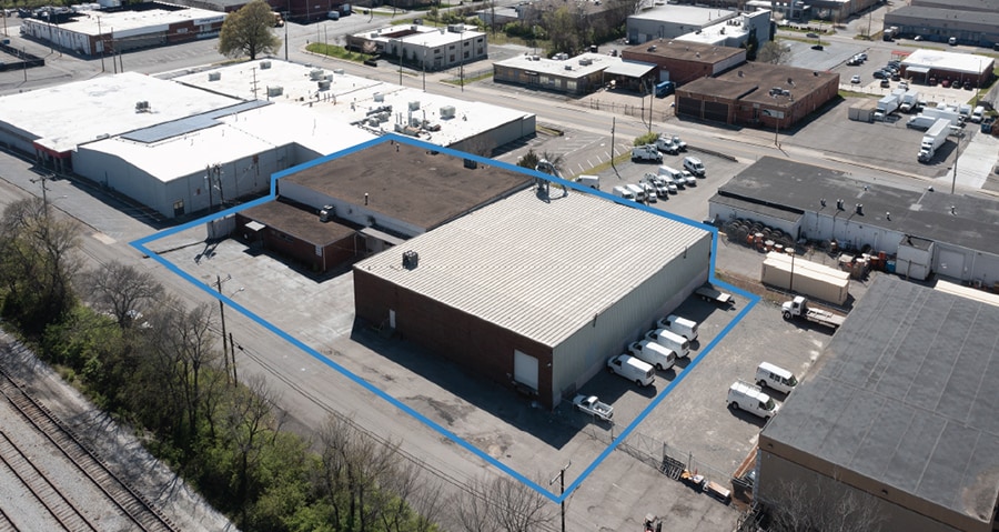 More Photos Of 2949 Armory Dr, Nashville Distribution For Lease