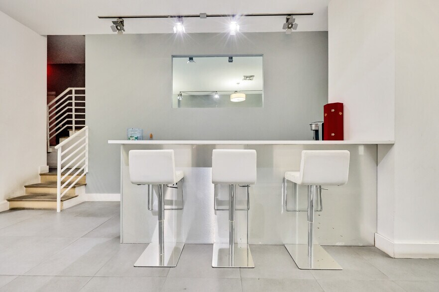 More Photos Of 500 4th Ave, Brooklyn Apartments For Lease