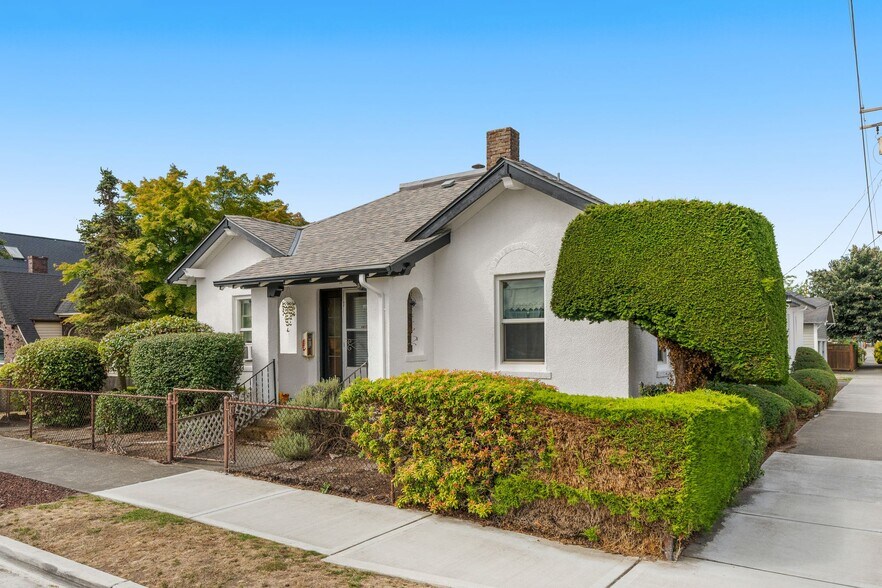 More Photos Of 824 Kincaid Ave, Sumner Apartments For Sale