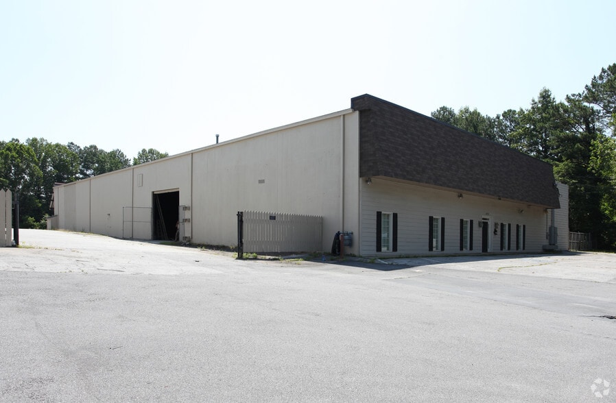 Primary Photo Of 1875 Graves Rd, Norcross Warehouse For Lease