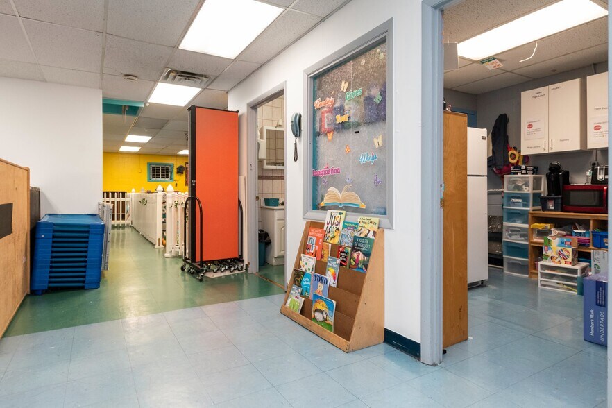 More Photos Of 211 Wise Ave, Dundalk Schools For Sale