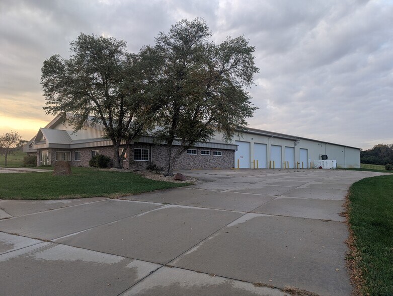 More Photos Of 6142 Highway 75, Nebraska City Distribution For Sale
