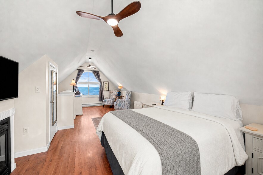 More Photos Of , Ogunquit Unknown For Sale