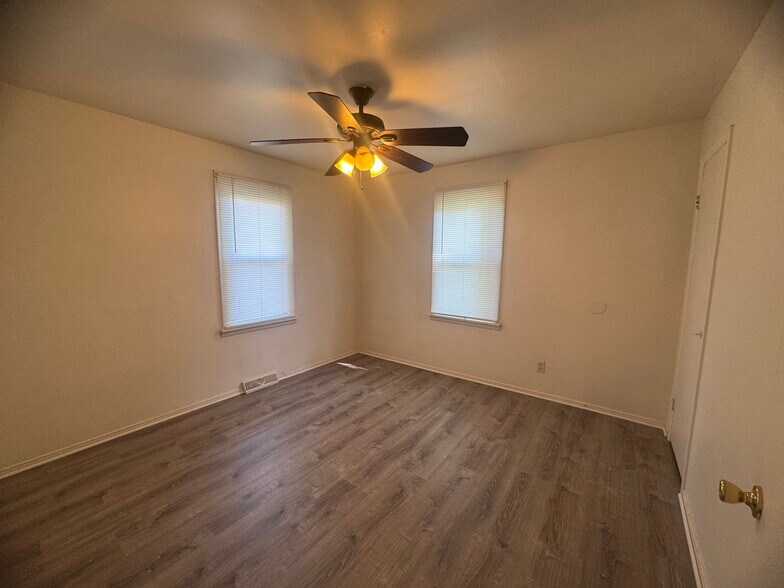 More Photos Of 2816-2828 Mulberry Ln, Saint Charles Apartments For Sale