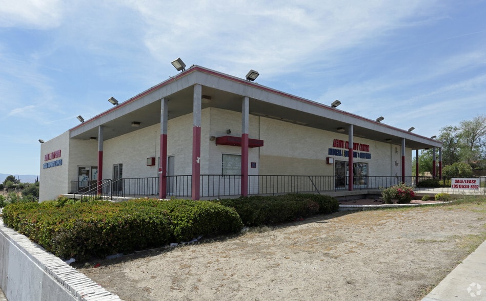 Primary Photo Of 14923 7th St, Victorville Freestanding For Sale