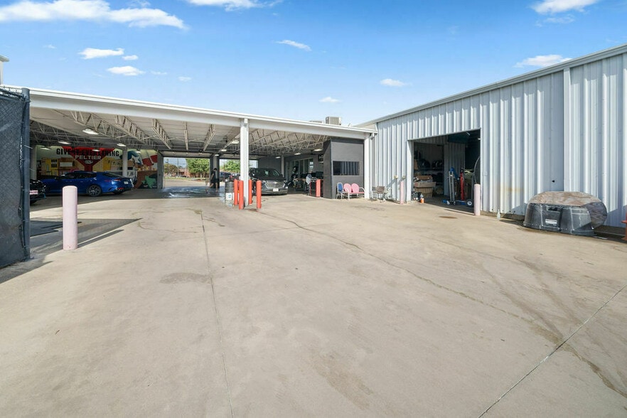 More Photos Of 4818 Troup Hwy, Tyler Auto Dealership For Sale