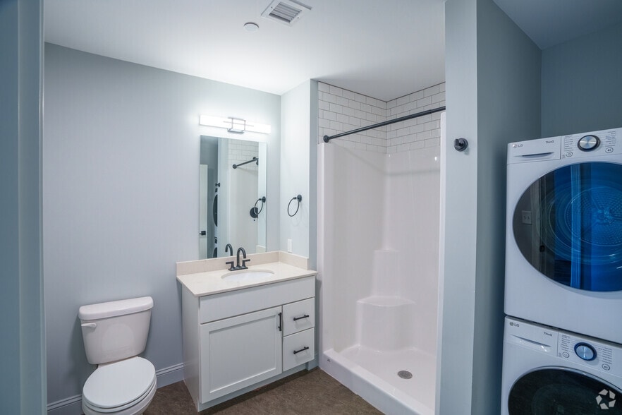More Photos Of 25 Lowell St, Manchester Apartments For Lease